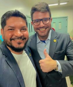 WhatsApp-Image-2025-03-26-at-10.01.42-251x300 RADIO ALDEIA FM DE BRASILEIA HOMENAGEIA O GOVERNADOR GLADSON CAMELI PELO SEU ANIVERSARIO.