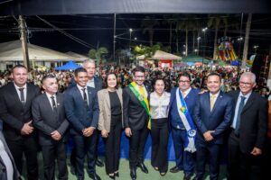 WhatsApp-Image-2025-07-04-at-12.47.56-300x200 ”Orgulho em contribuir com crescimento de Brasiléia”, celebra vice-governadora Mailza ao participar dos 115 anos do município