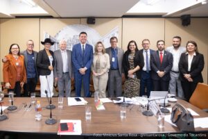 WhatsApp-Image-2025-07-15-at-17.55.31-300x200 A pedido de Socorro Neri, relator do PNE recebe representantes da Amazônia para discutir fator amazônico na educação