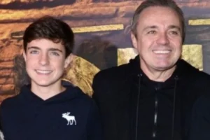 Untitled-Project-1-1-300x200 SEIS ANOS SEM GUGU LIBERATO, FILHO HOMENAGEIA COM IMAGENS INEDITAS.