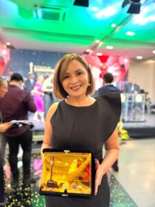 WhatsApp-Image-2025-11-28-at-15.44.00-225x300 Deputada Socorro Neri é homenageada em duas celebrações de reconhecimento no Acre