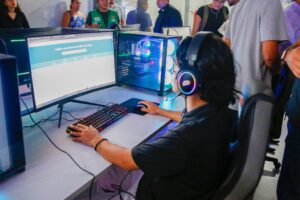 WhatsApp-Image-2025-12-09-at-13.36.34-300x200 Emendas da deputada Socorro Neri fortalecem modernização da UFAC e ampliam ações de extensão, inovação e inclusão