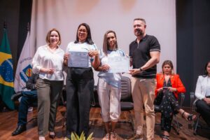 WhatsApp-Image-2026-05-04-at-16.28.45-300x200 Com emenda de Socorro Neri, centenas de pessoas são certificadas em cursos de educação profissional no Acre